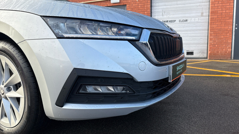 Skoda Octavia 1.4 TSI iV SE Technology DSG 5dr Hatchback